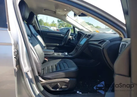 2020 Ford Fusion Sel z USA, uszkodzony, nr VIN 3FA6P0CD3LR193405